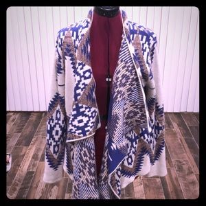 Trendy tribal Oversized sweater